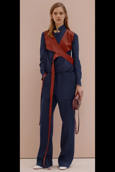 Look 11